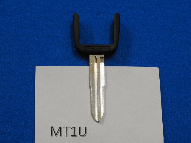 Chiave MT1U per auto  Mitsubishi